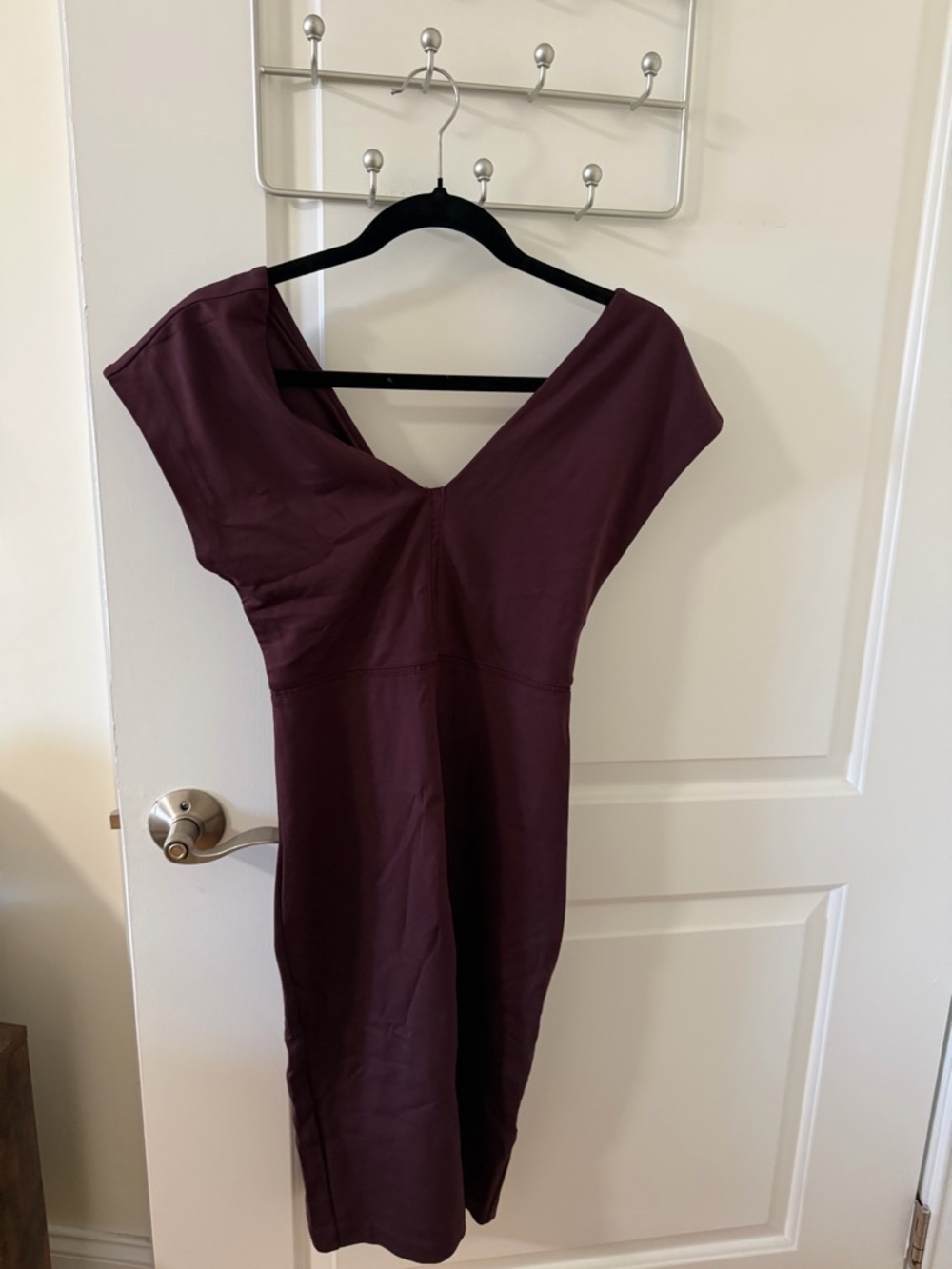 Express Plum V-Neck Midi Dress